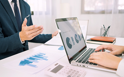 如何確定有限責(zé)任公司注冊(cè)資本